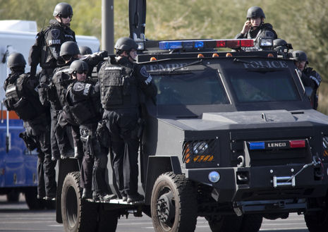 Trigger happy cops have shootout in Chandler, Arizona Mall